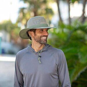 Panama Jack Mesh Seven Seas Safari Original Hat Green Fossil Color NWT Medium